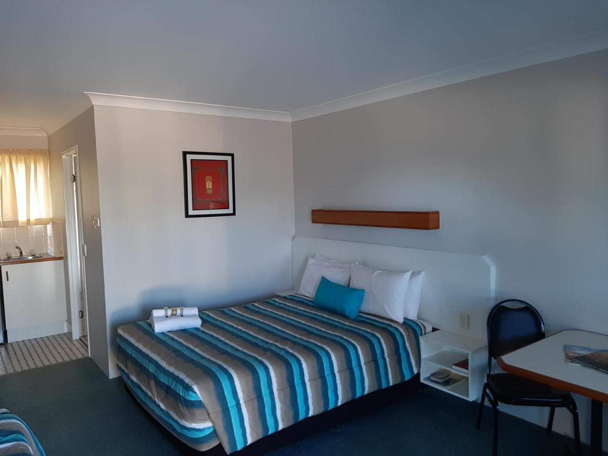 Country Rose Motel Warwick Eksteriør bilde
